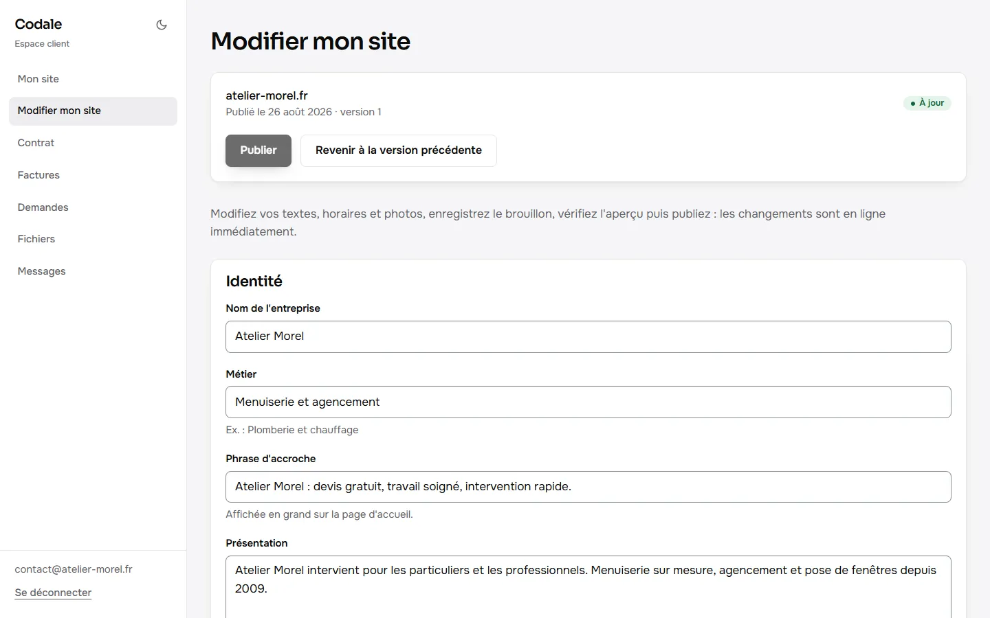 Édition du site : identité, métier, phrase d'accroche et présentation